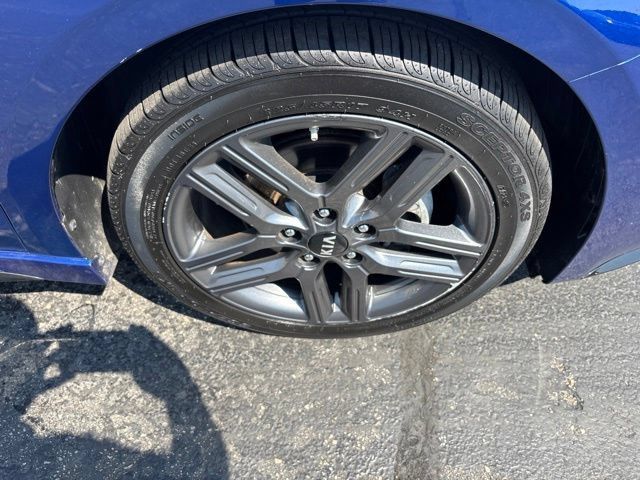 Used 2021 Kia Forte GT-Line w/ GT-Line Premium Package FWD image 29