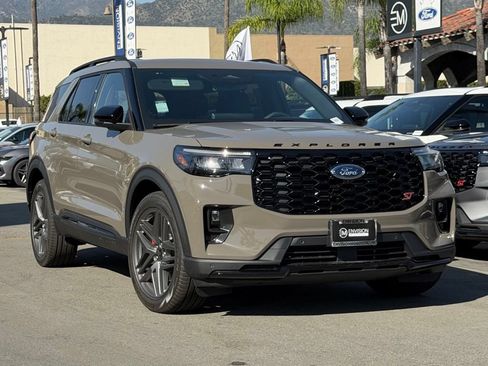 New 2026 Ford Explorer ST w/ Sun And Sound Package AWD/4WD image 3
