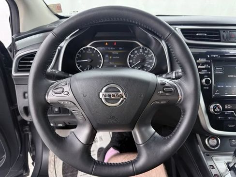 Used 2022 Nissan Murano SV FWD image 25