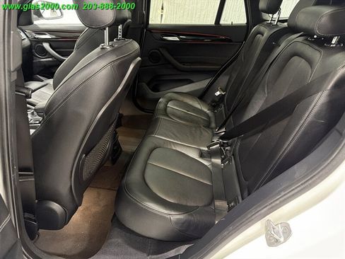 Used 2018 BMW X1 xDrive28i AWD/4WD image 9