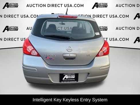 Used 2009 Nissan Versa Hatchback w/ Convenience Pkg FWD image 6