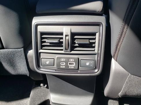 Used 2026 Subaru Forester Touring image 13