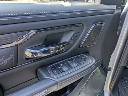 Used 2023 RAM 1500 Limited AWD/4WD image 16