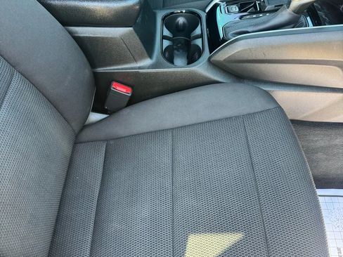 Used 2023 Chevrolet Colorado LT image 36