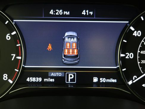 Used 2024 INFINITI QX80 Luxe image 13