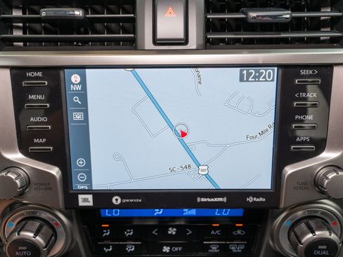 Used 2024 Toyota 4Runner Limited AWD/4WD image 18