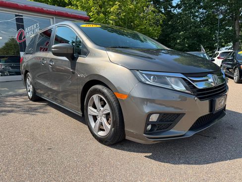Used 2019 Honda Odyssey EX image 2