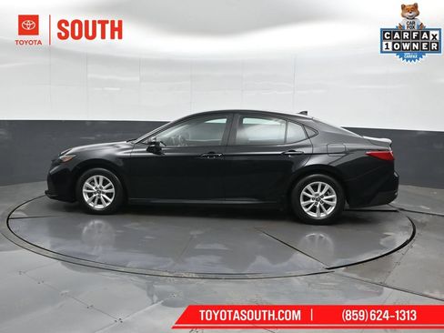 Used 2025 Toyota Camry LE w/ Convenience Package FWD image 7
