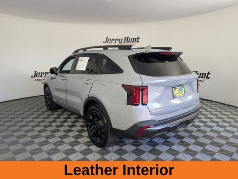 Used 2024 Kia Sorento SX AWD/4WD image 6