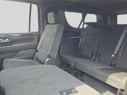 Used 2024 GMC Yukon XL SLE w/ Gmc Pro Safety Plus Package AWD/4WD image 19
