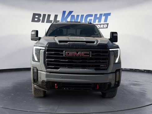 Used 2024 GMC Sierra 2500 AT4 w/ Technology Package image 8
