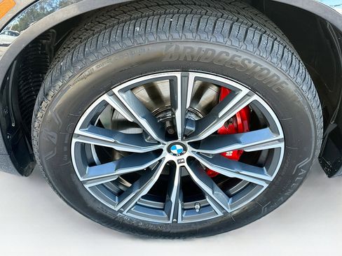 Certified 2024 BMW X5 xDrive40i w/ M Sport Package image 35