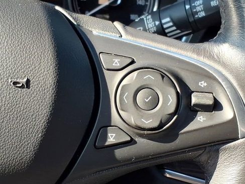 Used 2020 Buick Enclave Essence FWD image 28