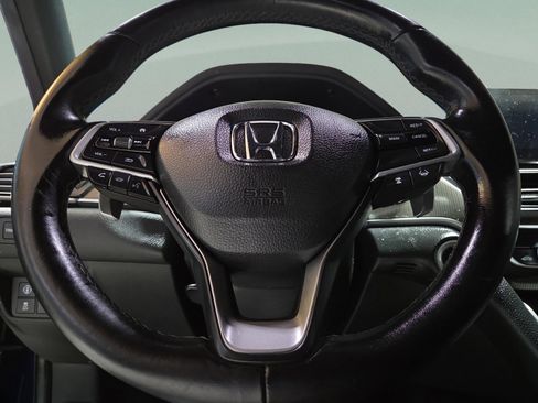 Used 2019 Honda Accord Sport image 11