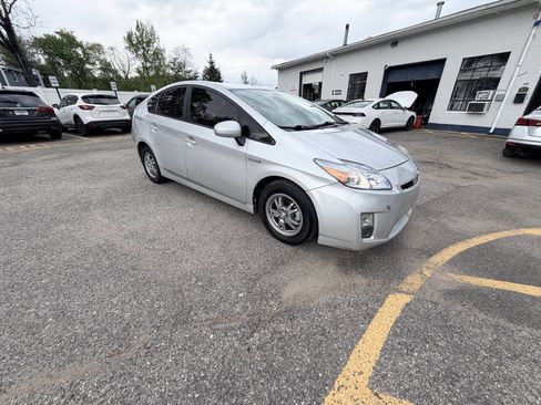 Used 2011 Toyota Prius Three FWD image 6