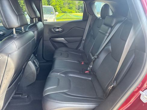Used 2019 Jeep Cherokee High Altitude AWD/4WD image 22