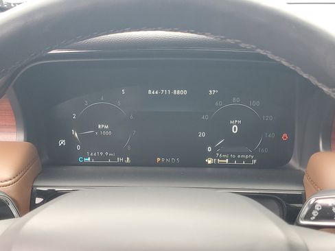 Certified 2023 Lincoln Nautilus Reserve image 15