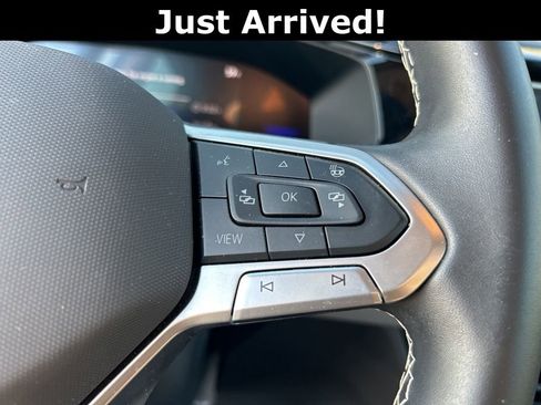 Used 2024 Volkswagen Taos S image 11