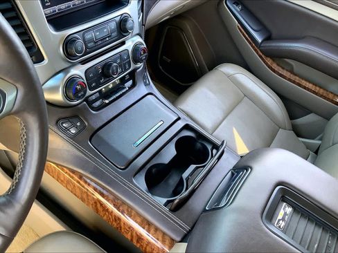 Used 2015 Chevrolet Tahoe LTZ image 15