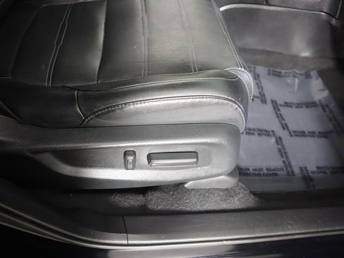 Used 2020 Honda CR-V EX-L image 34