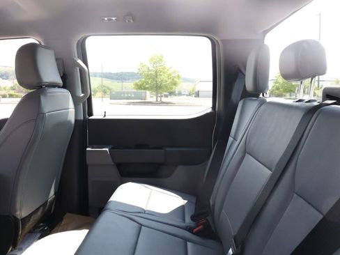 New 2025 Ford F550 4x4 Crew Cab Super Duty image 14