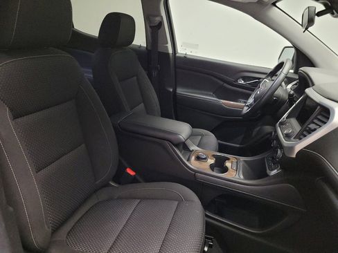Used 2022 GMC Acadia SLE FWD image 21