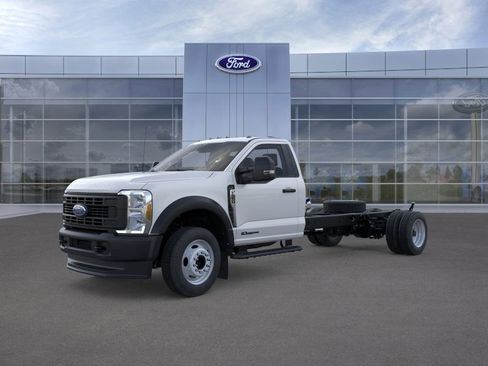 New 2026 Ford F550 image 1