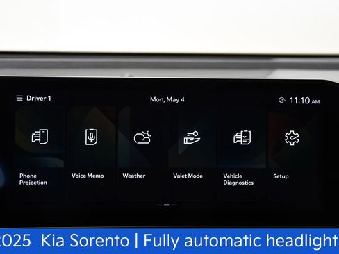 Certified 2025 Kia Sorento S AWD/4WD image 13