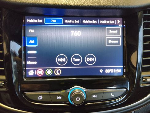 Used 2020 Chevrolet Trax LT FWD image 25
