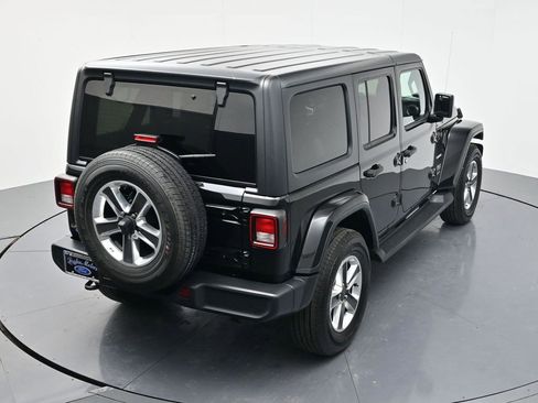 Used 2021 Jeep Wrangler Unlimited Sahara AWD/4WD image 38