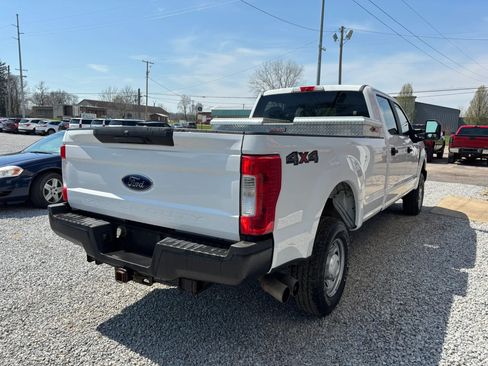 Used 2018 Ford F250 XL w/ Power Equipment Group image 6