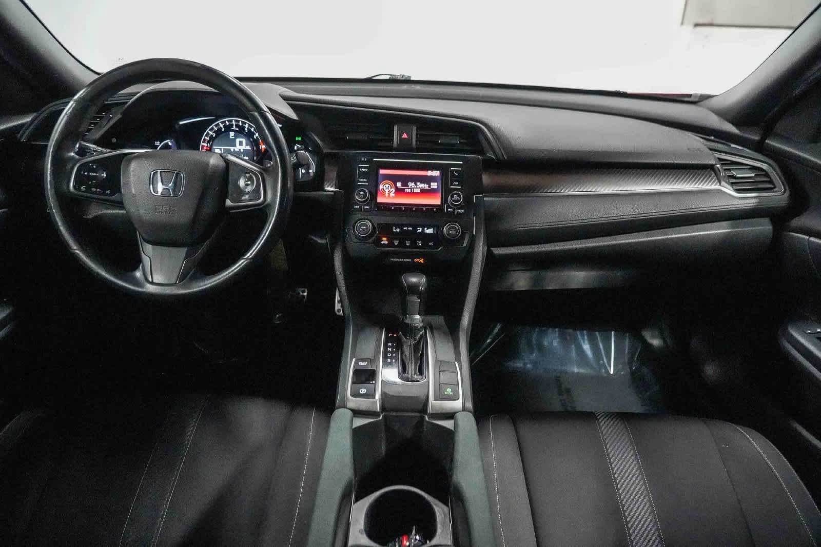 Used 2017 Honda Civic Sport image 12