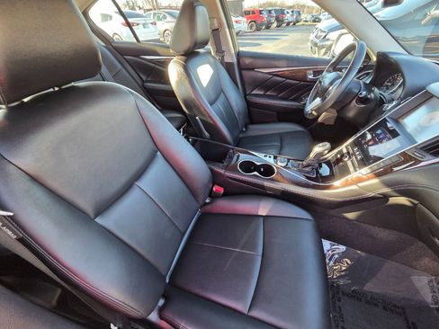 Used 2019 INFINITI Q50 Luxe image 19