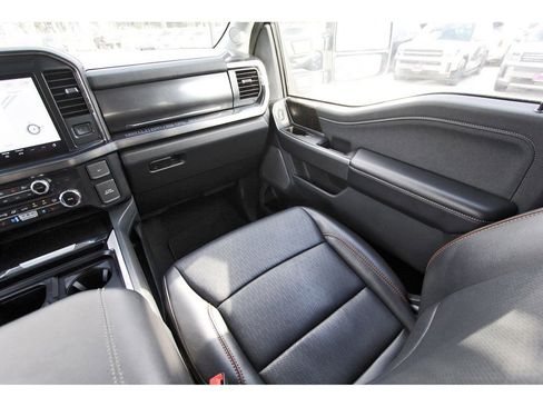 Used 2025 Ford F250 Lariat w/ FX4 Off-Road Package image 13