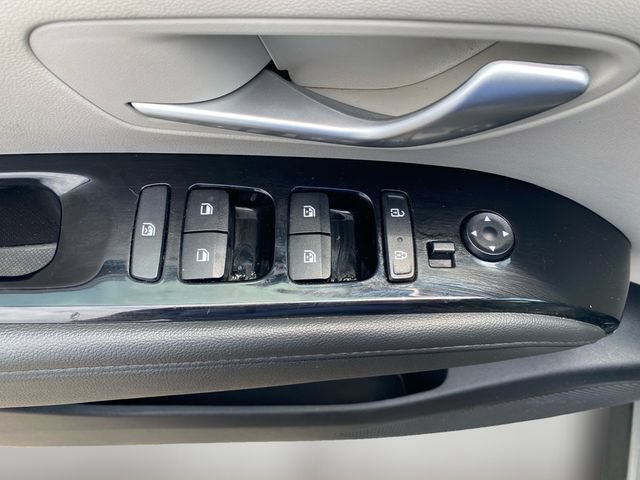 Used 2024 Hyundai Tucson Limited FWD image 17
