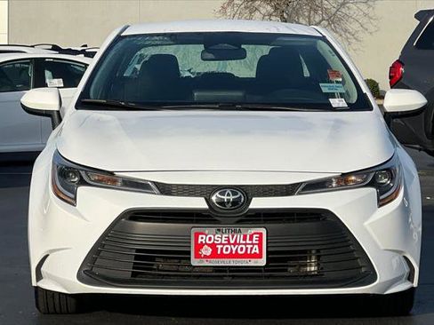 Certified 2024 Toyota Corolla LE image 10