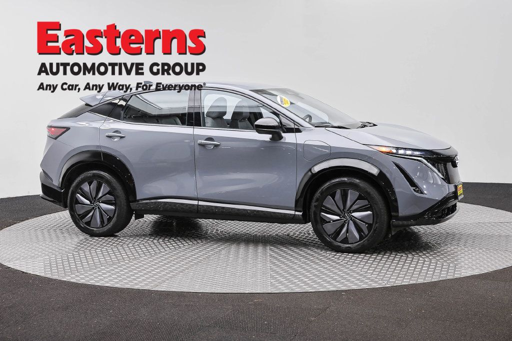 Used 2023 Nissan Ariya AWD image 6