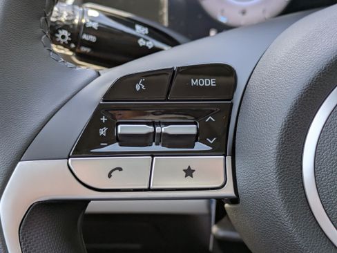 New 2026 Hyundai Elantra Limited FWD image 20