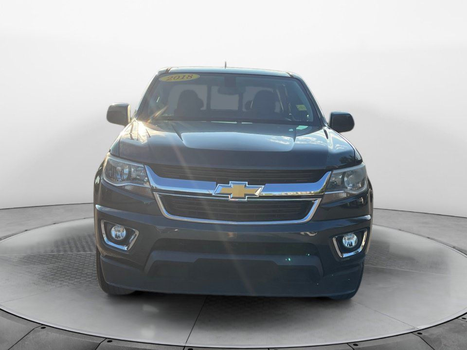 Used 2018 Chevrolet Colorado LT w/ LT Convenience Package RWD image 2
