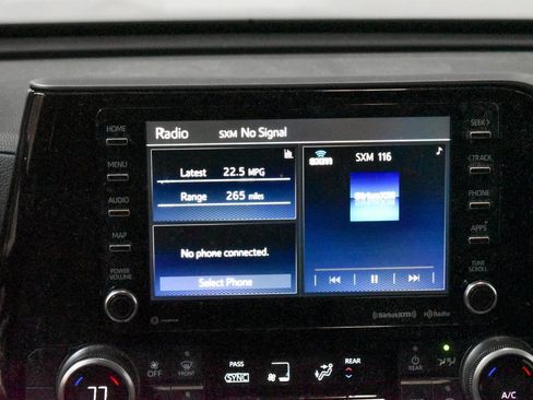 Used 2022 Toyota Highlander LE image 13