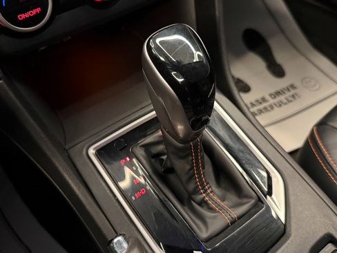 Used 2020 Subaru Crosstrek 2.0i Limited w/ Moonroof Package w/Navigation image 16