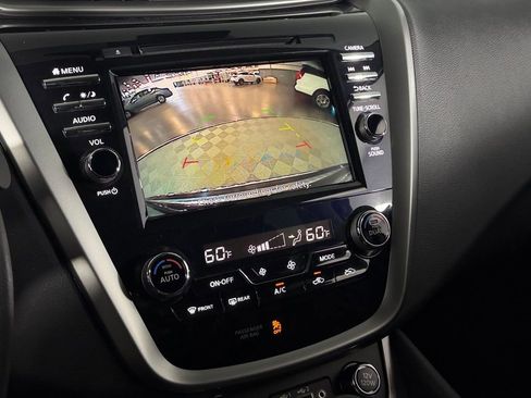 Used 2024 Nissan Murano SV FWD image 17