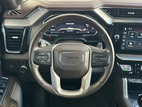 Used 2023 GMC Sierra 1500 Denali w/ Denali Reserve Package AWD/4WD image 18
