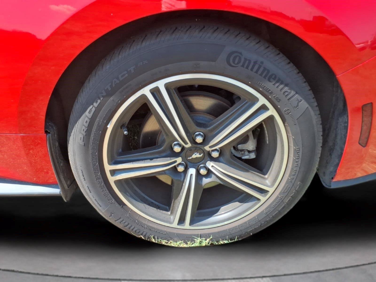 Used 2025 Ford Mustang Premium RWD image 10