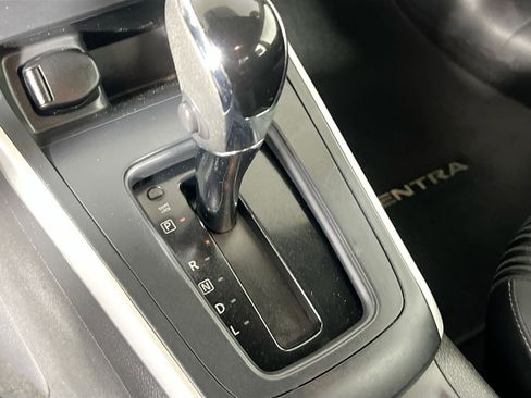 Used 2019 Nissan Sentra SV FWD image 25
