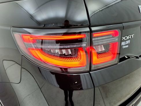 Used 2025 Land Rover Discovery Sport S image 32