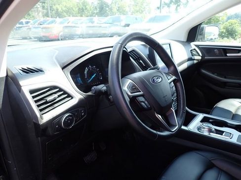 Certified 2022 Ford Edge SEL w/ Convenience Package image 15