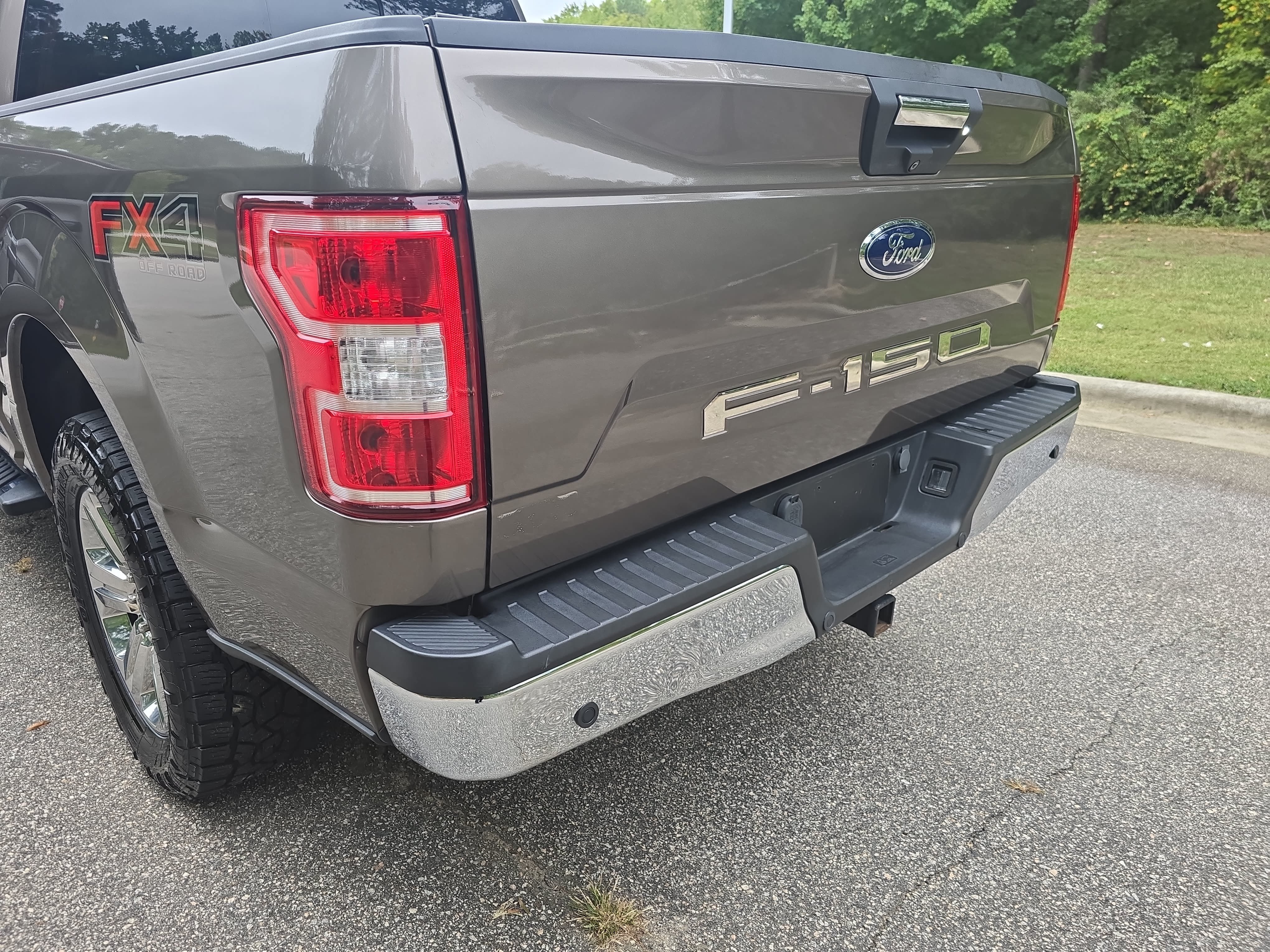 Used 2019 Ford F150 XLT w/ Equipment Group 302A Luxury AWD/4WD image 33