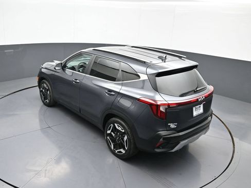 Certified 2025 Kia Seltos SX w/ SX Sunroof Package AWD/4WD image 41