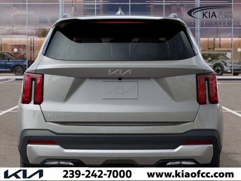 New 2026 Kia Sorento S image 13